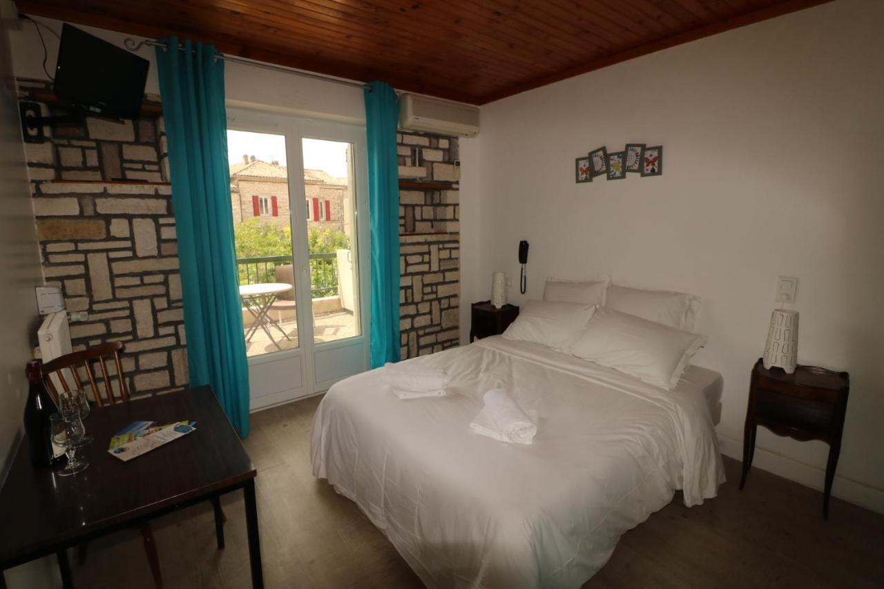 Hotel De L'Aven Orgnac-lʼAven Extérieur photo