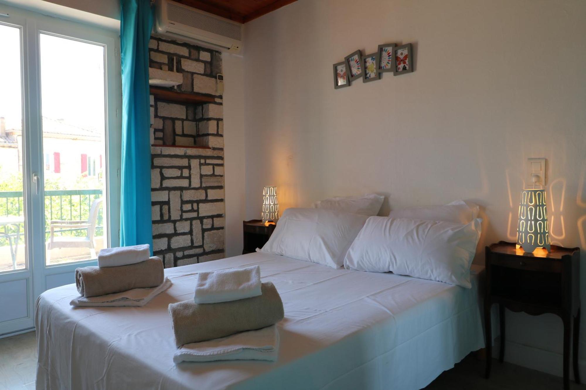 Hotel De L'Aven Orgnac-lʼAven Chambre photo
